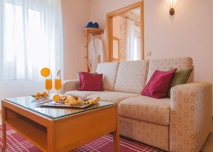 Отель Park Hvar 4*