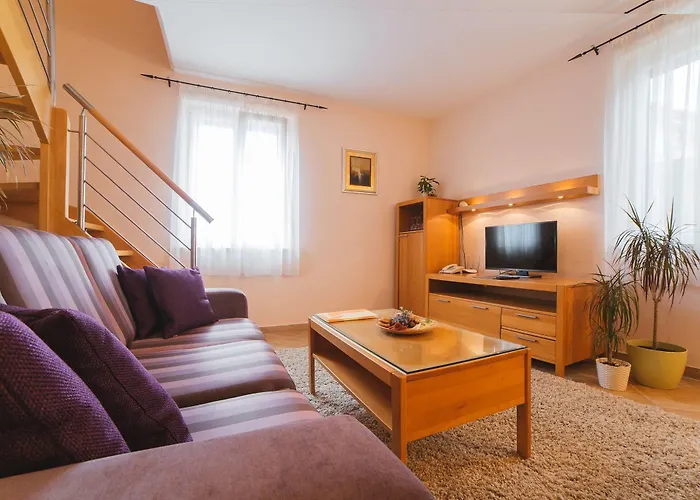 Отель Park Hvar 4*