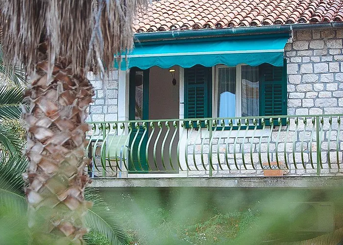 Park Hvar Отель