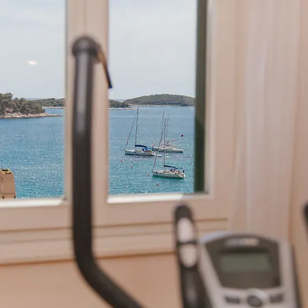 Park Hvar Hotel 4*
