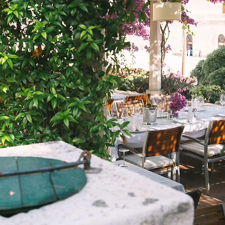 Отель Park Hvar Хвар