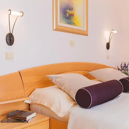 Park Hvar Hotel 4*